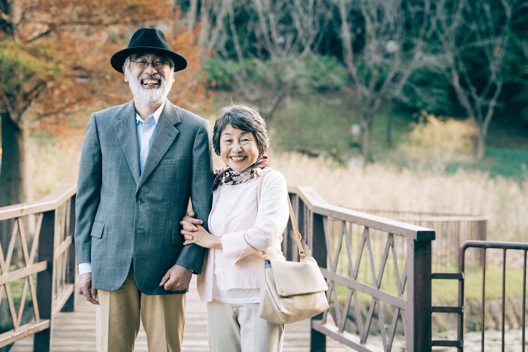 熟年夫婦の営み投稿写真 一度冷え切った夫婦関係が回復する割合が判明。「不倫がばれてとことん話し合った」 | ロバ耳