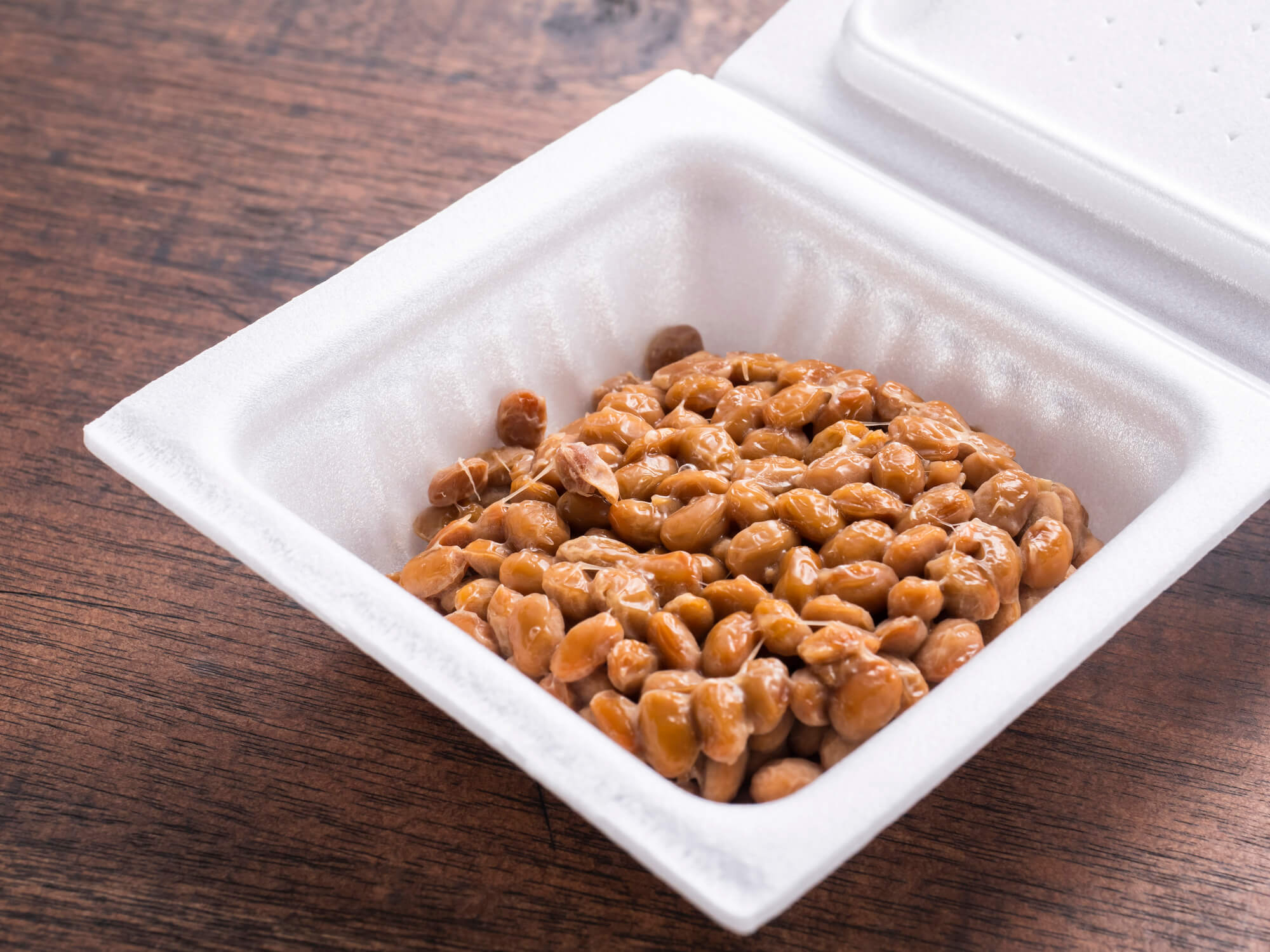 納豆の賞味期限って守ってる？「厳守」7.4％「1週間過ぎても食べる」約