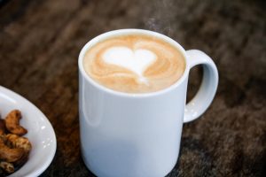 「カフェオレとカフェラテ」ふたつの違いがわかりますか？